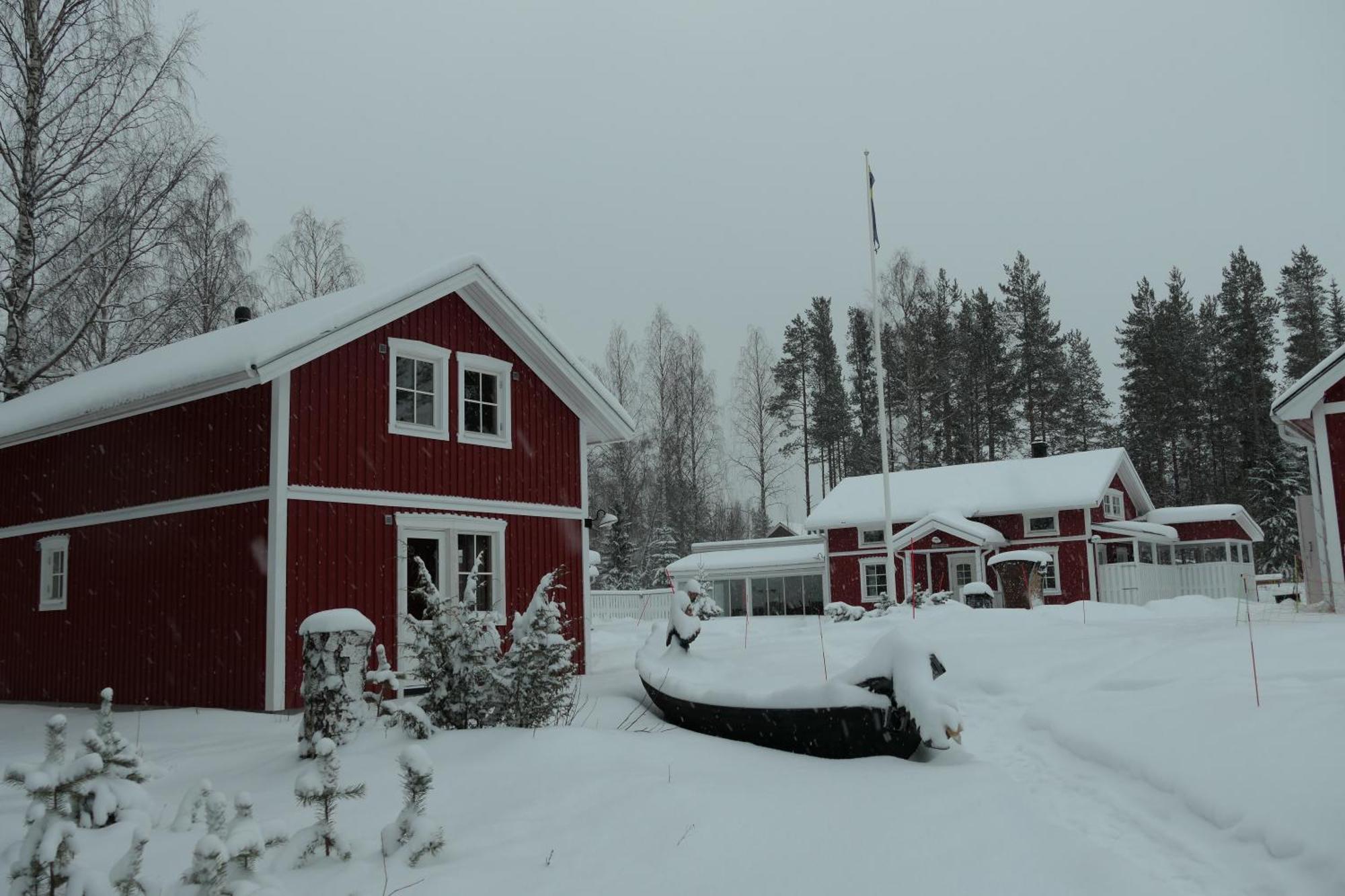 Arctic Ranch Villa Overkalix Exterior photo