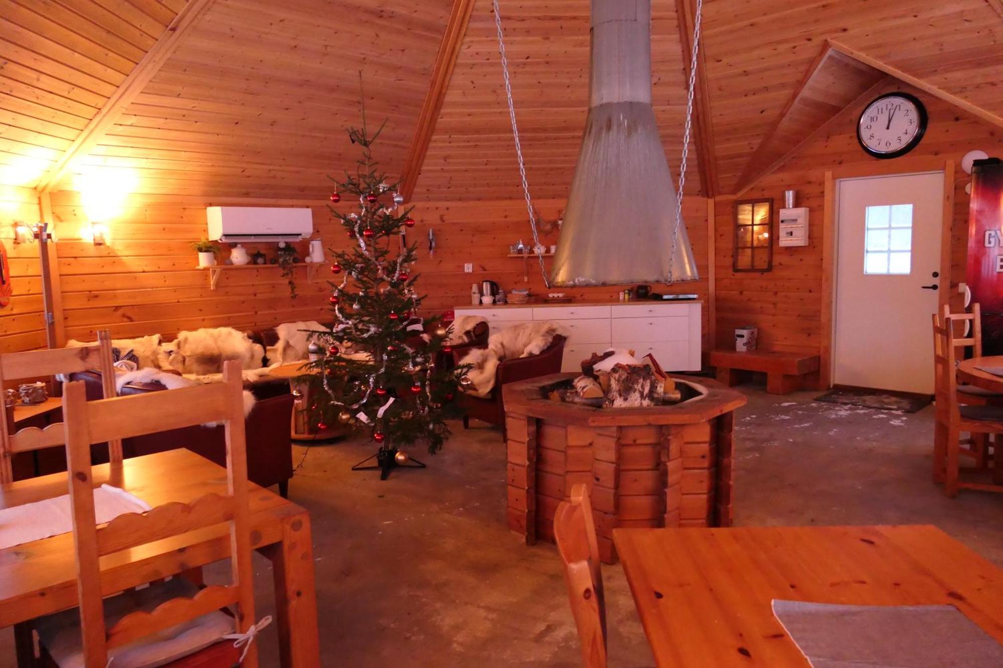 Arctic Ranch Villa Overkalix Exterior photo