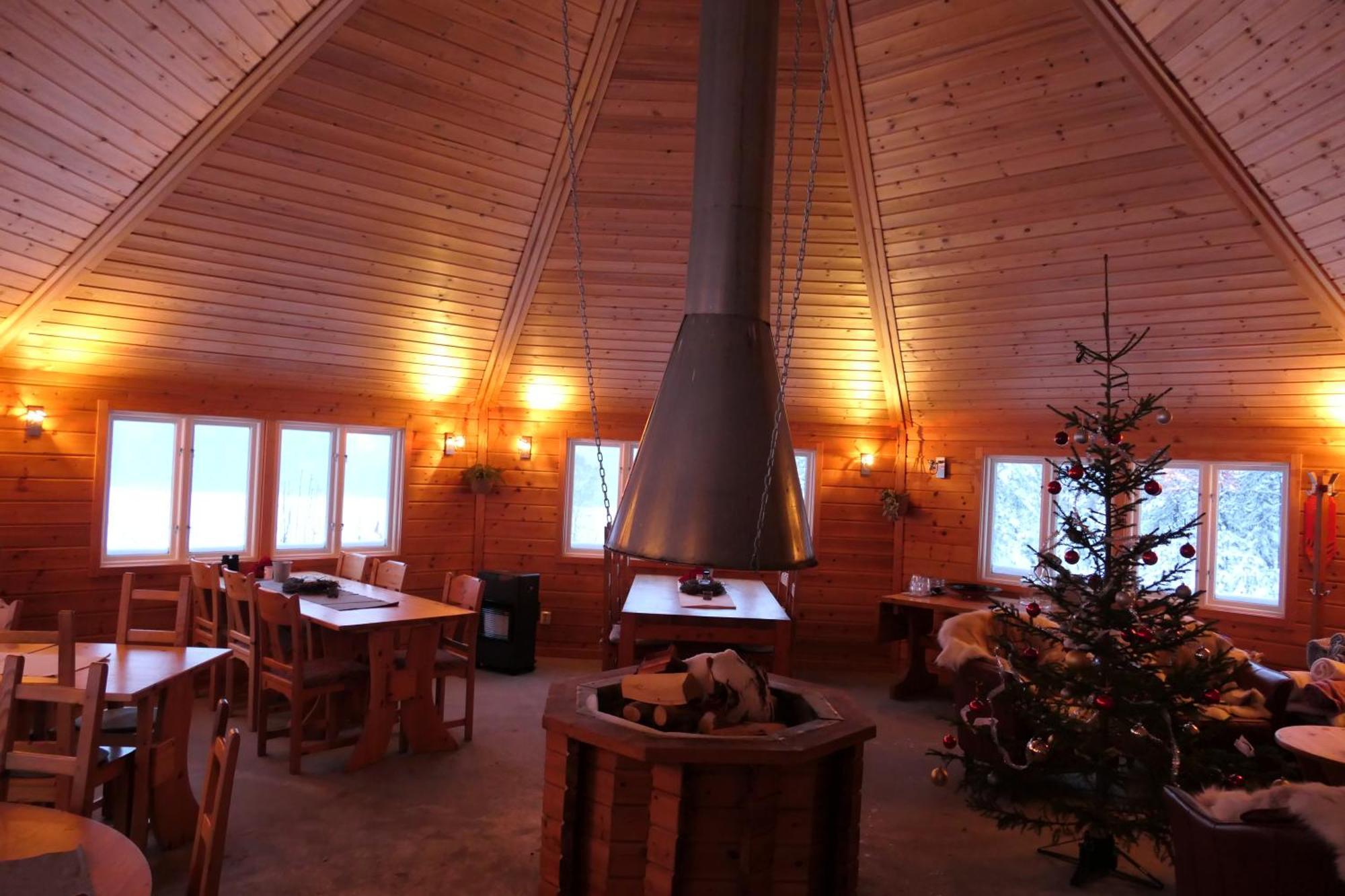 Arctic Ranch Villa Overkalix Exterior photo